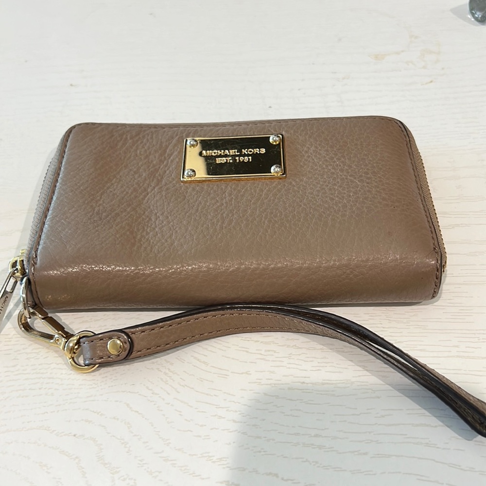 Michael Kors Medium Sized Zipper Wallet